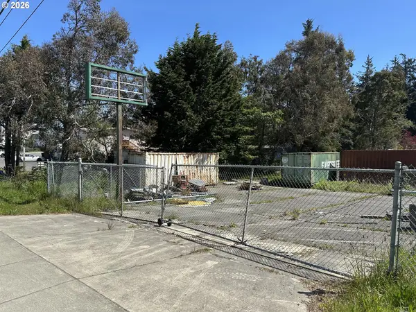 755 S Empire Blvd, CoosBay, OR 97420