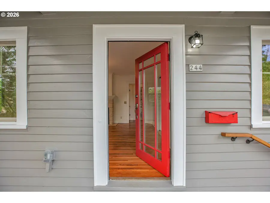 244 NE Buffalo St, Portland, OR 97211 - #3