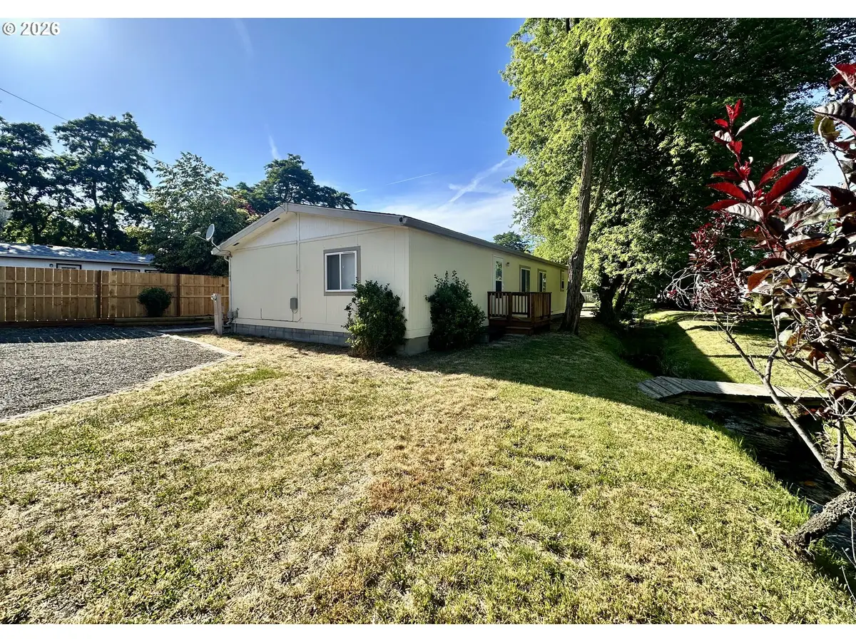 303 Lane Ave, La Grande, OR 97850 - #1