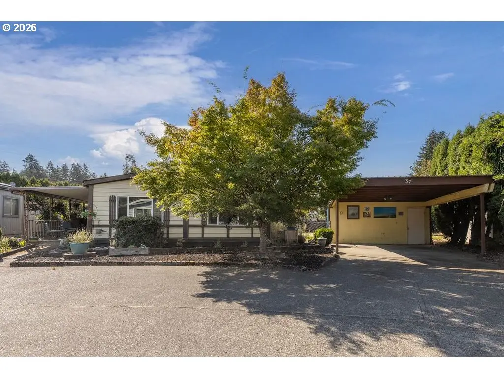 1602 NE Riverside Dr #37, McMinnville, OR 97128 - #1