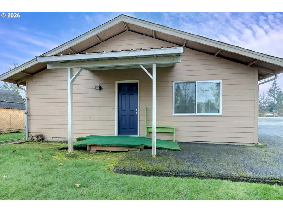 907 NE 1st Ave, Battle Ground, WA 98604 - #3