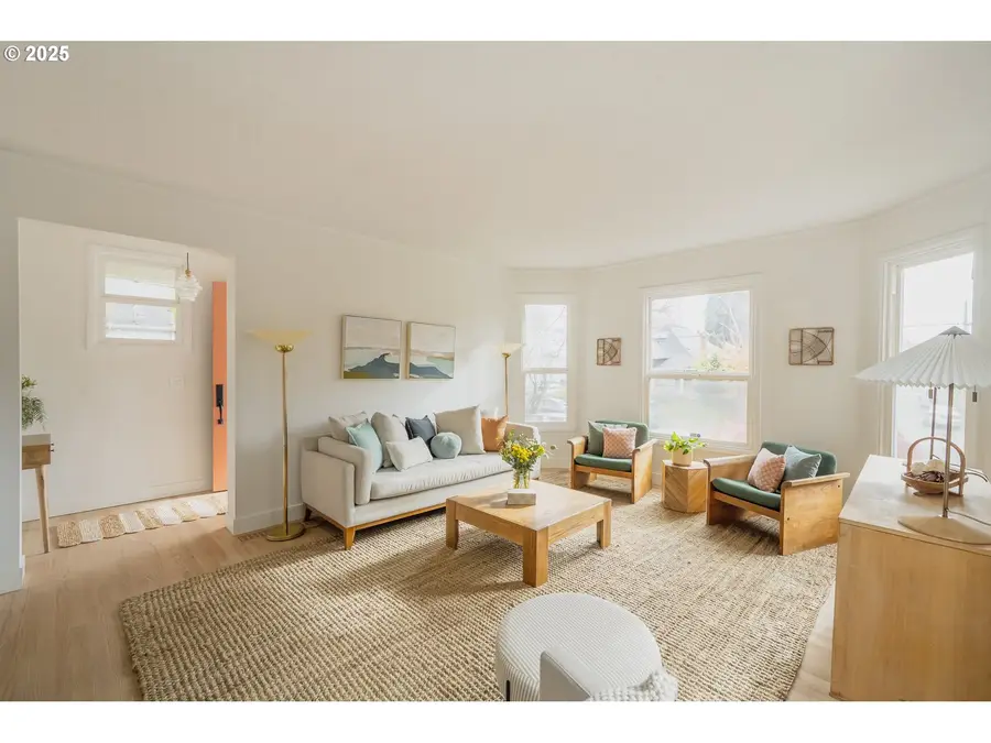 3967 SE Taylor St, Portland, OR 97214 - Image #3