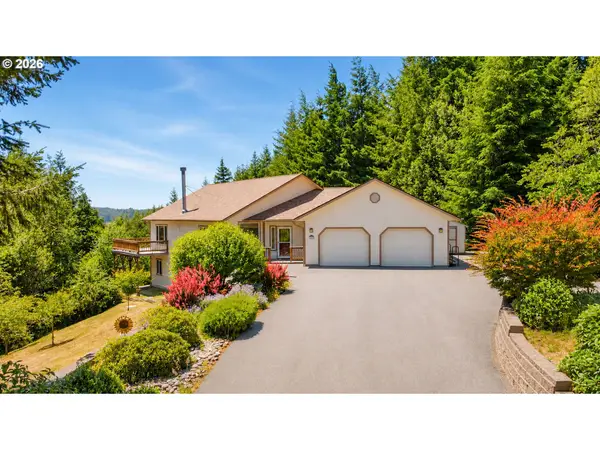 93764 Coho Ln, CoosBay, OR 97420