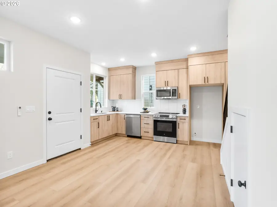 8630 SW 21st Ave #1, Portland, OR 97213 - #2