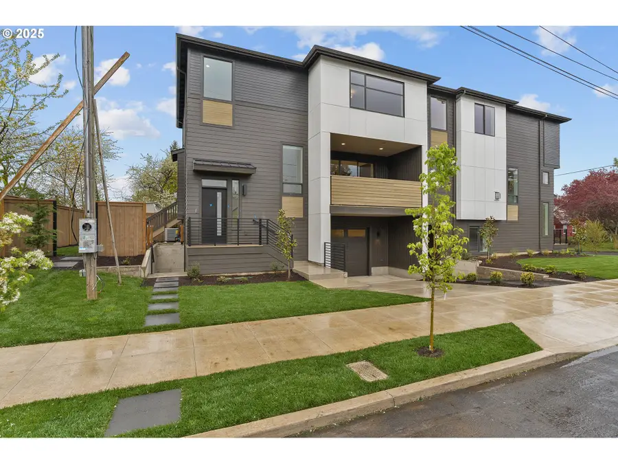 3541 NE Emerson St, Portland, OR 97211 - Image #2