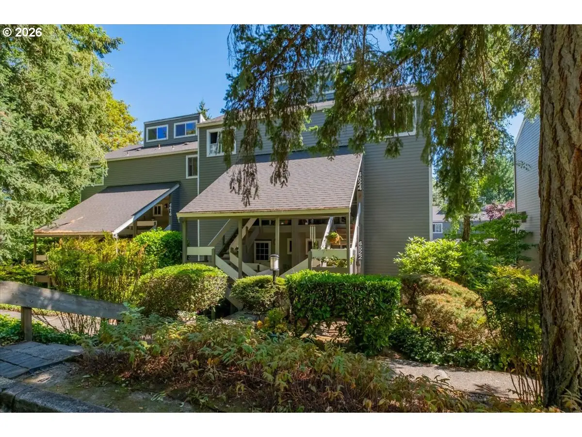 4620 Lower Dr, Lake Oswego, OR 97035 - #1