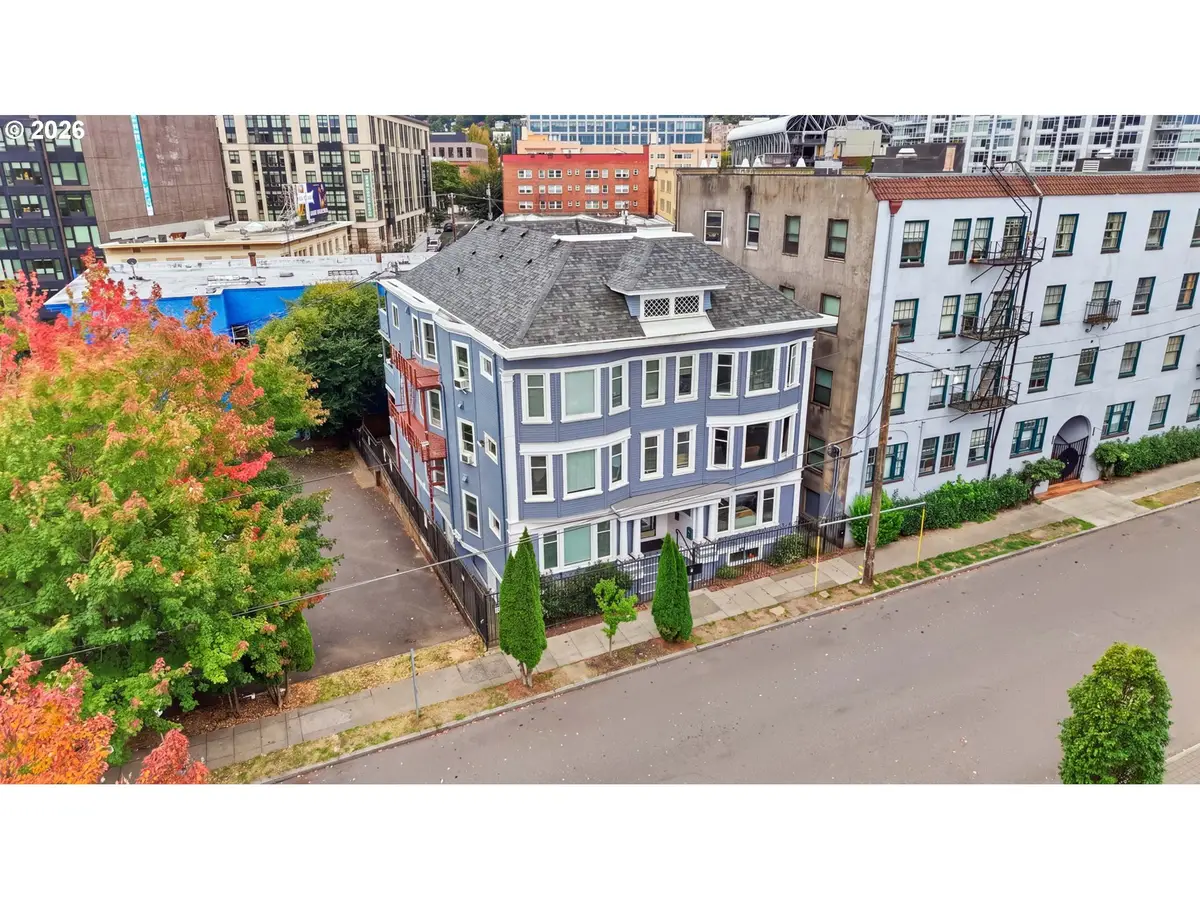 1714 NW Couch St #7, Portland, OR 97209 - #1