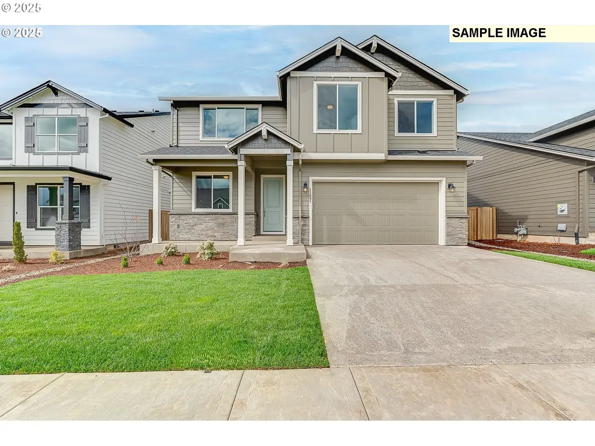 41555 Metolius Ave, Sandy, OR 97055 - Image #1