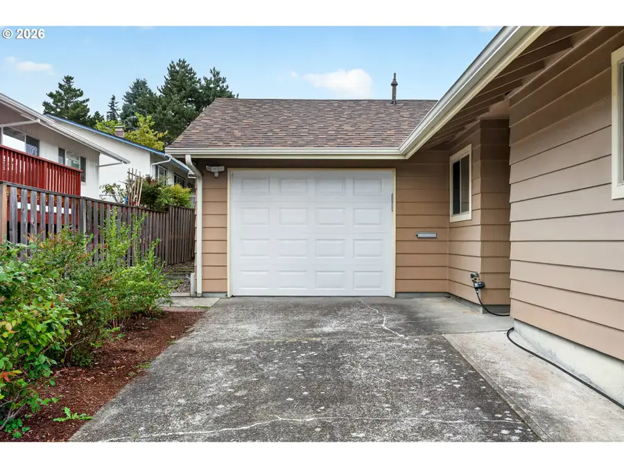 12525 SW Prince Edward Ct, King City, OR 97224 - #3