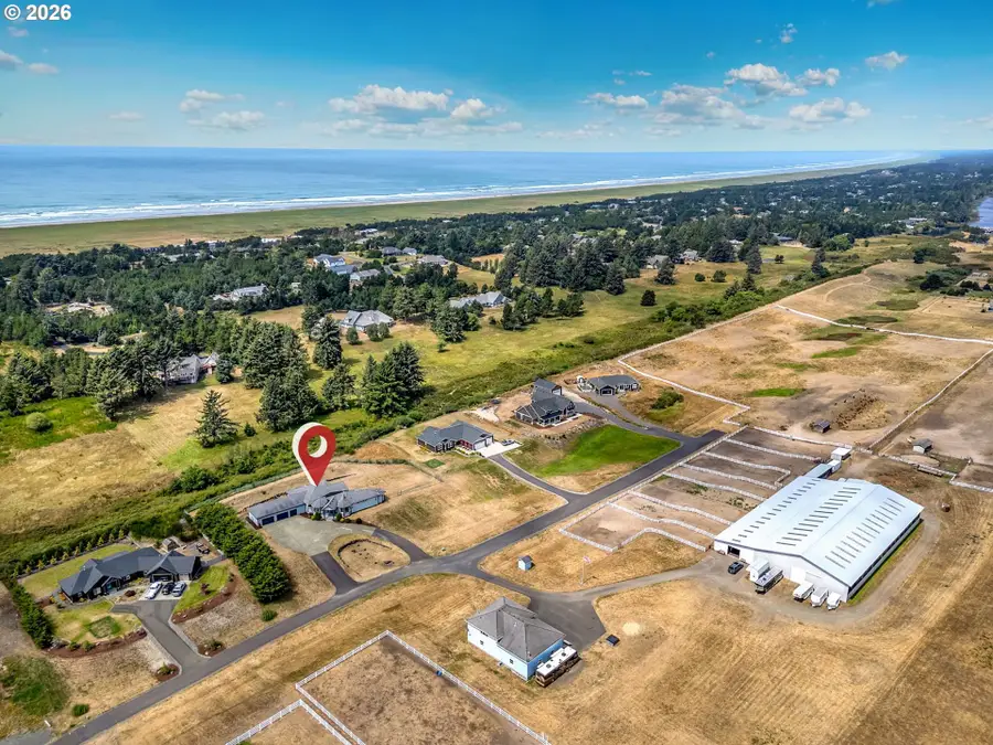 89236 Belmont Rd, Warrenton, OR 97146 - #3