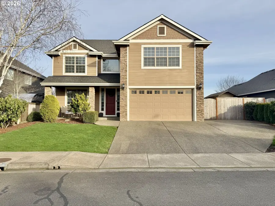 633 June Dr, Molalla, OR 97038 - Image #2