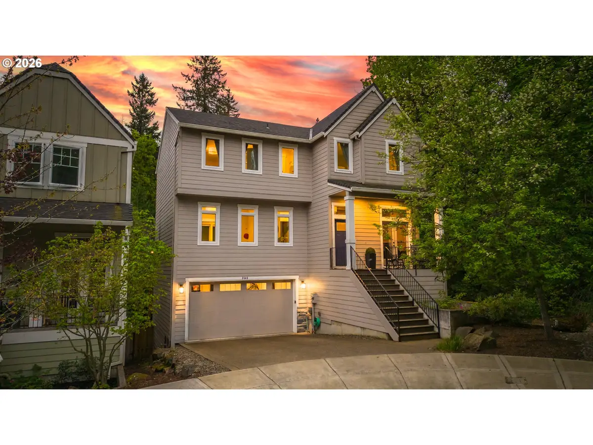 3546 SW Arnold St, Portland, OR 97219 - #1