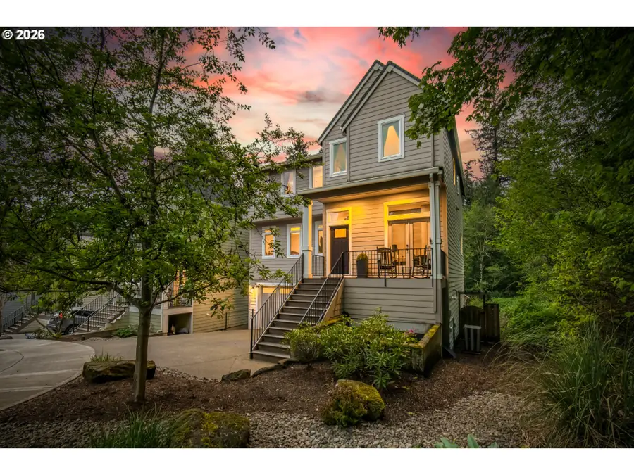 3546 SW Arnold St, Portland, OR 97219 - #2