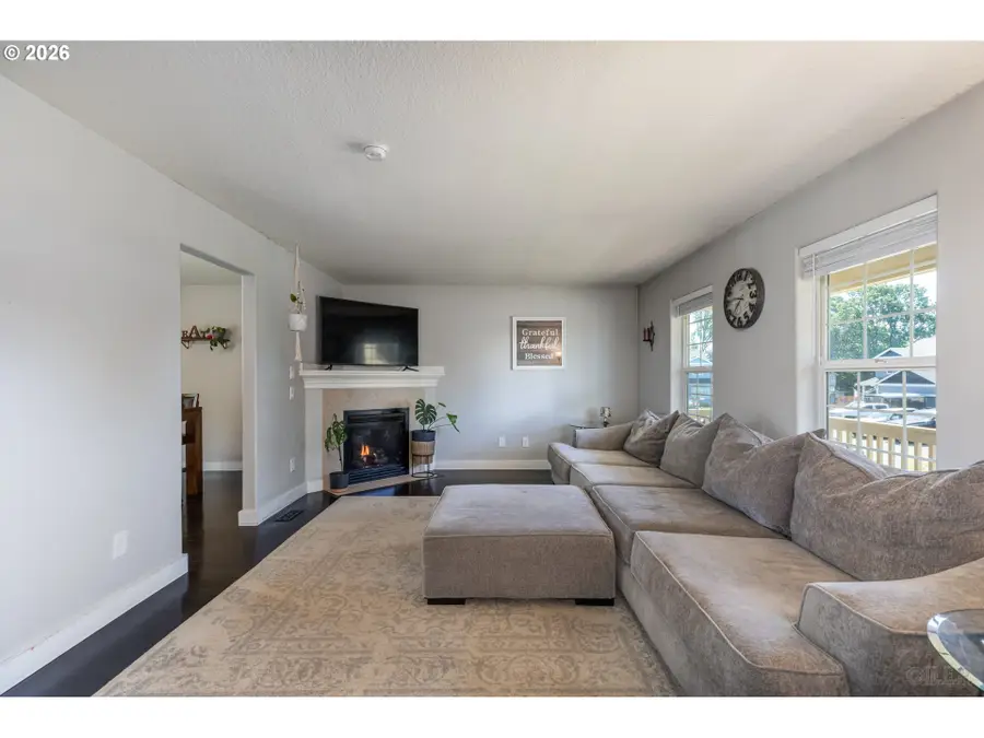35635 Jakobi St, Saint Helens, OR 97051 - #3