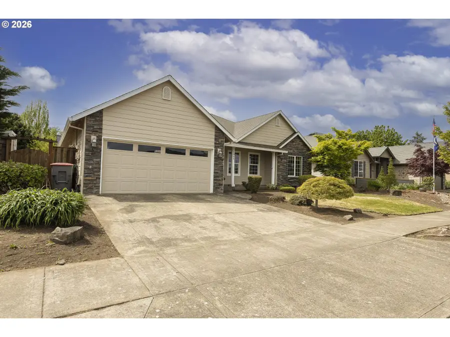 1964 NW Cottonwood Dr, McMinnville, OR 97128 - #2