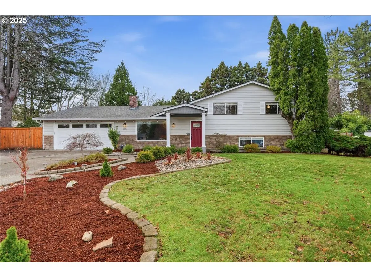 1371 NE Barnes Ct, Gresham, OR 97030 - Image #1