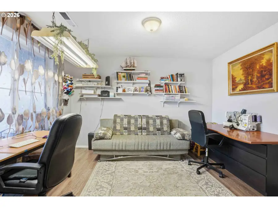 2760 E Mcloughlin Blvd, Vancouver, WA 98661 - Image #3