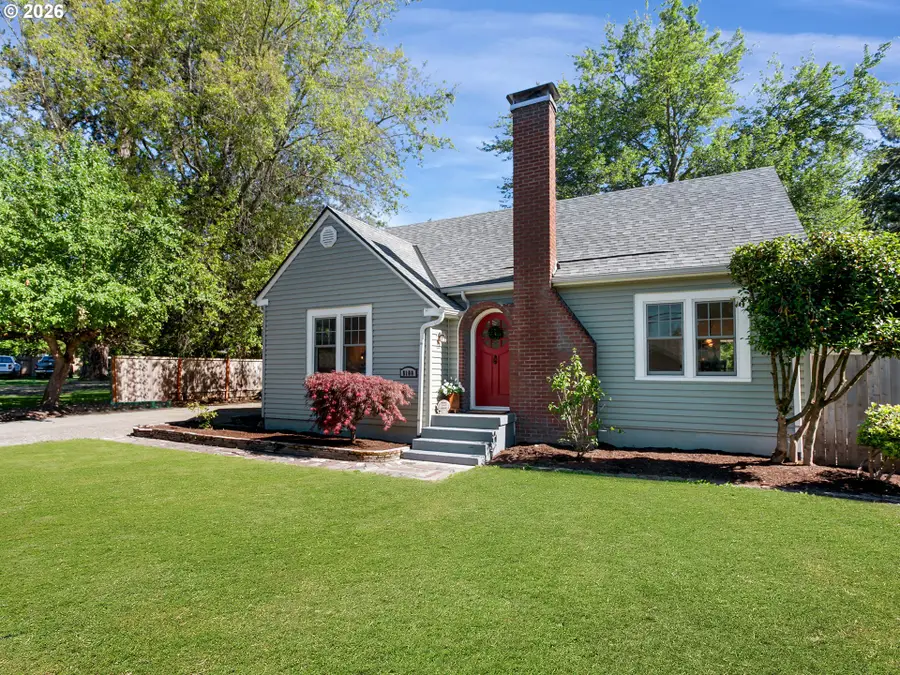 8100 SW Locust St, Portland, OR 97223 - #2