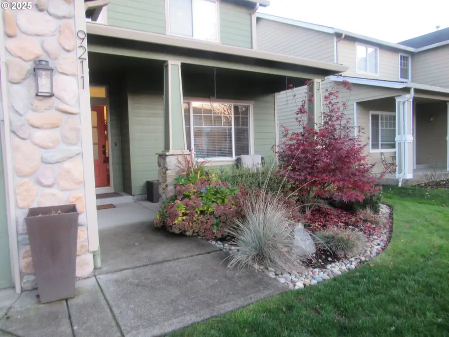 9211 NE 163rd Ave, Vancouver, WA 98682 - Image #2