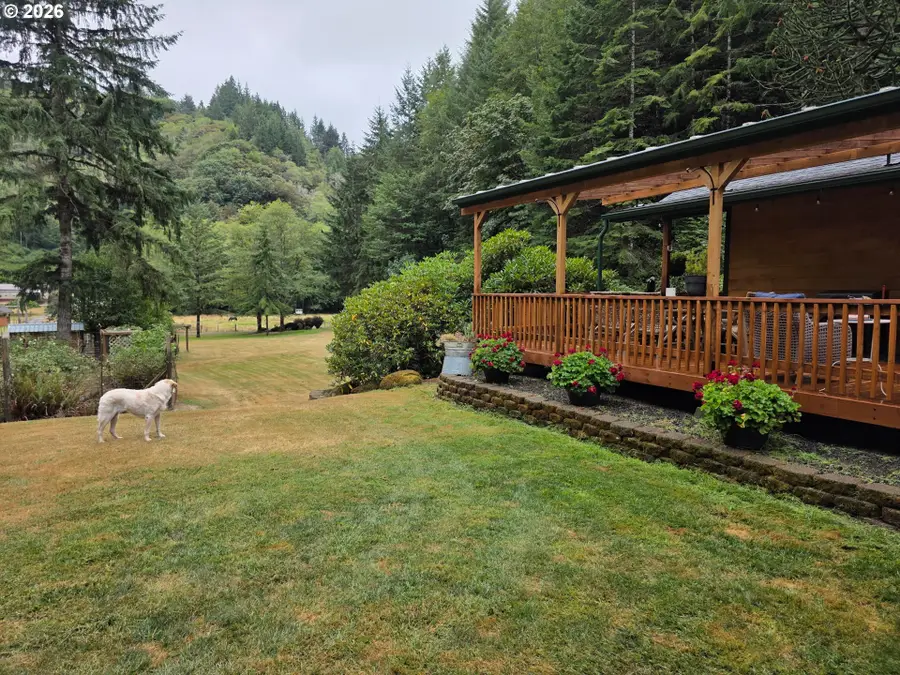 1860 Oar Creek Rd, Reedsport, OR 97467 - #2