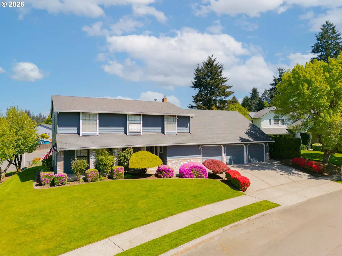 10933 NE Sherwood Dr, Vancouver, WA 98686 - #1
