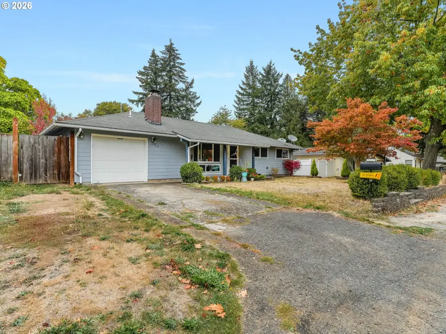 2725 SE 166th Ave, Portland, OR 97236 - #2