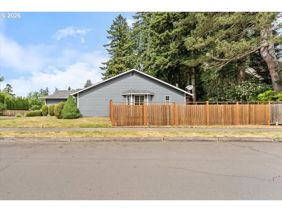 8493 NE Windstone St, Hillsboro, OR 97006 - #3
