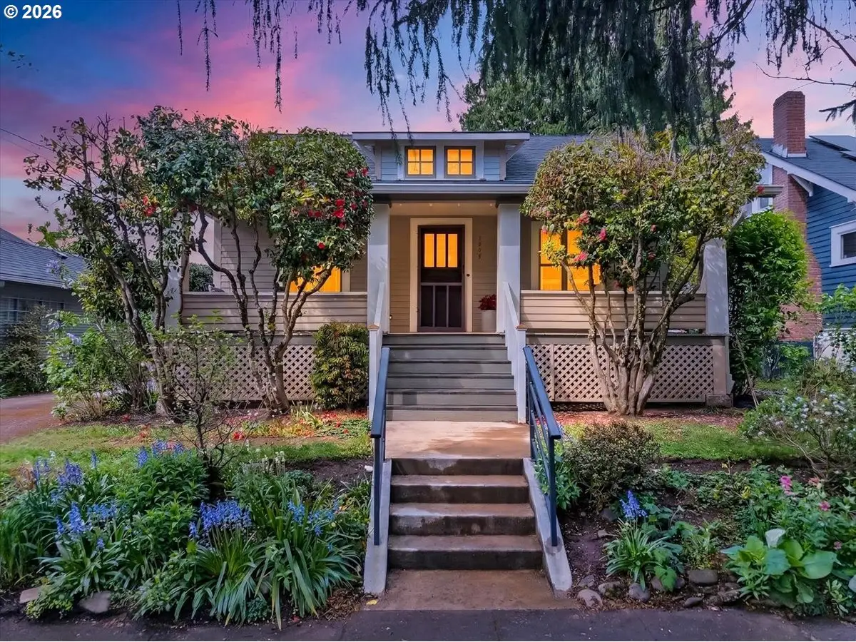 1205 SE Marion St, Portland, OR 97202 - #1