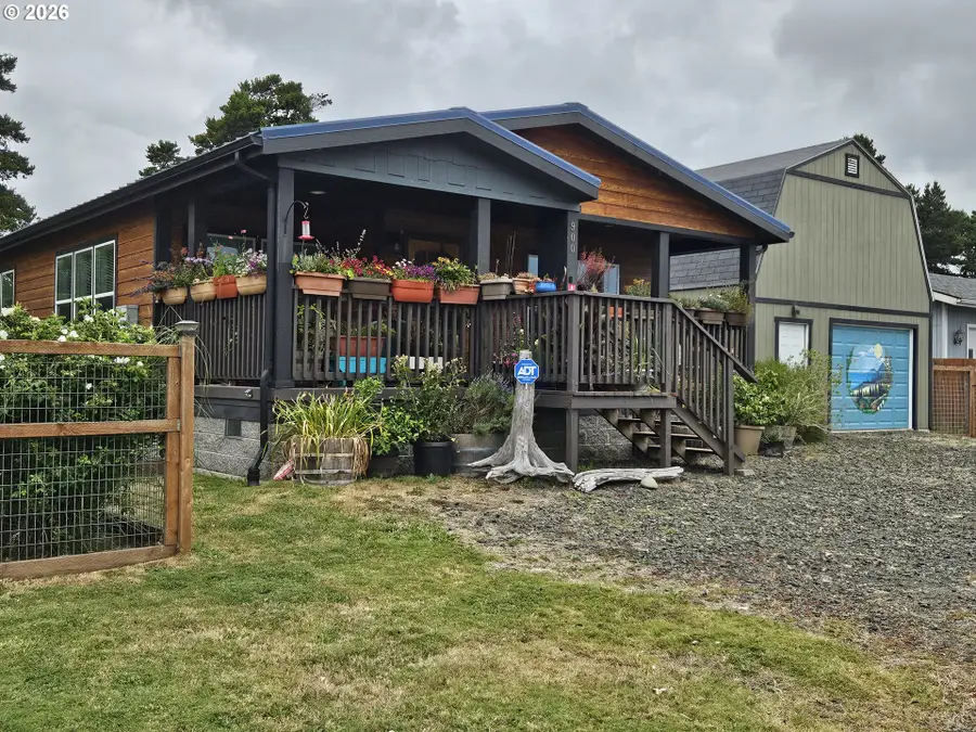900 Railroad Ave, Lakeside, OR 97449 - #2