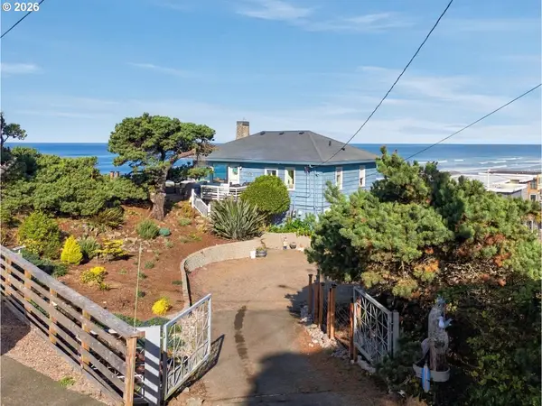 1093 NW 8th St, LincolnCity, OR 97367