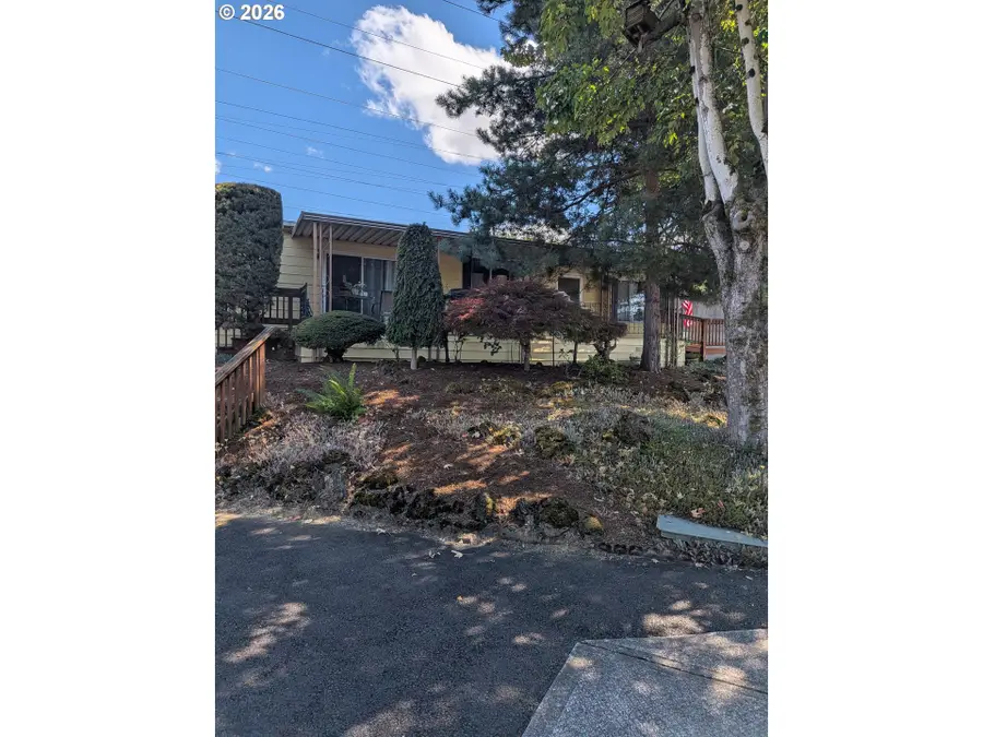 21100 NE Sandy Blvd #36, Fairview, OR 97024 - #3