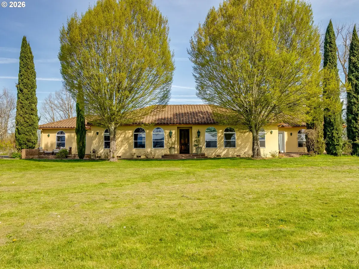 19330 NW Gillihan Rd, Portland, OR 97231 - #1