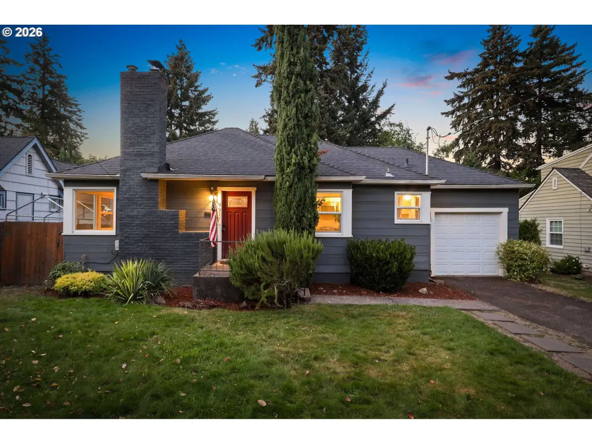 9917 NE Campaign St, Portland, OR 97220 - #1