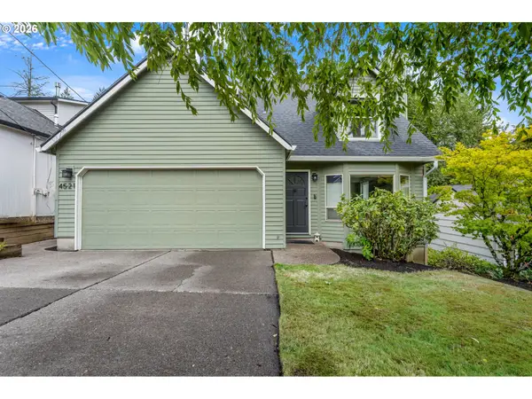 4521 SW Brugger St, Portland, OR 97219