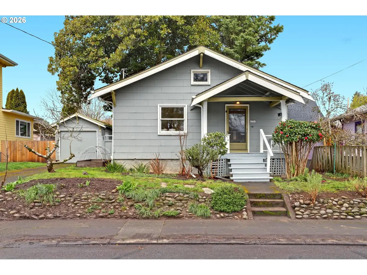 4531 SE Lincoln St, Portland, OR 97215 - #1