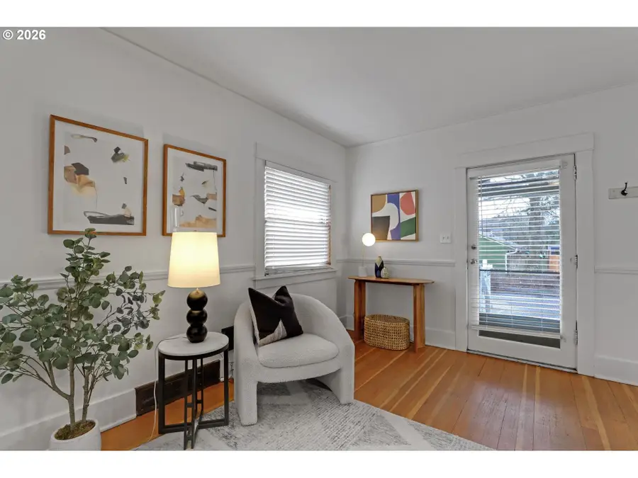 4531 SE Lincoln St, Portland, OR 97215 - #3