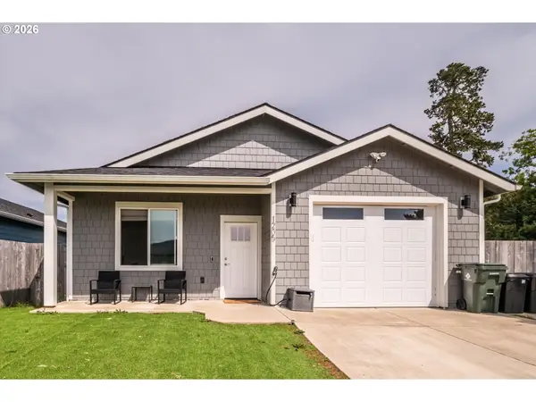 1205 Crocker St, CoosBay, OR 97420