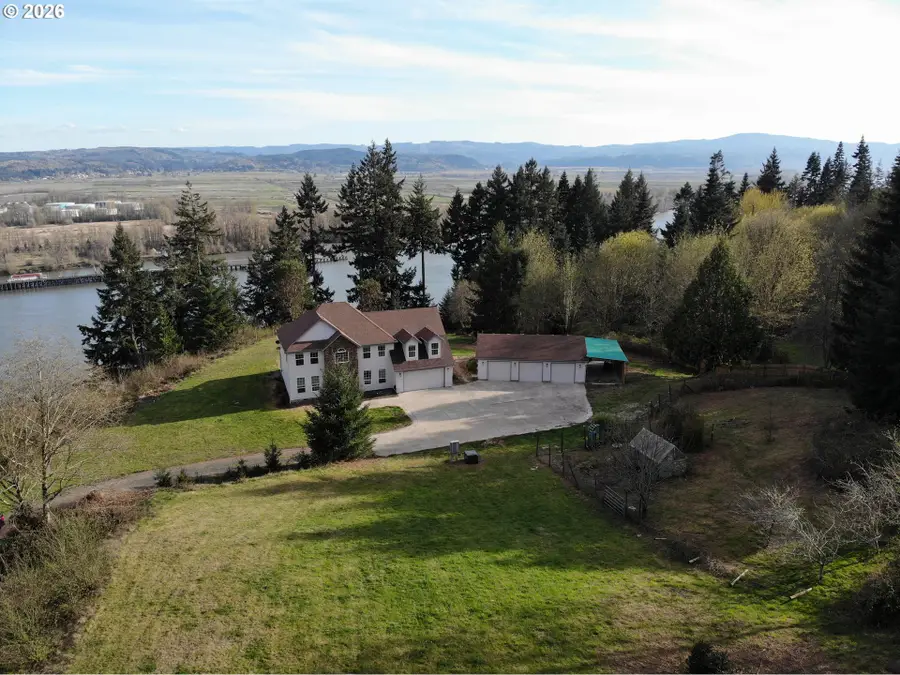 310 Cedar Hills Rd, Longview, WA 98632 - #3