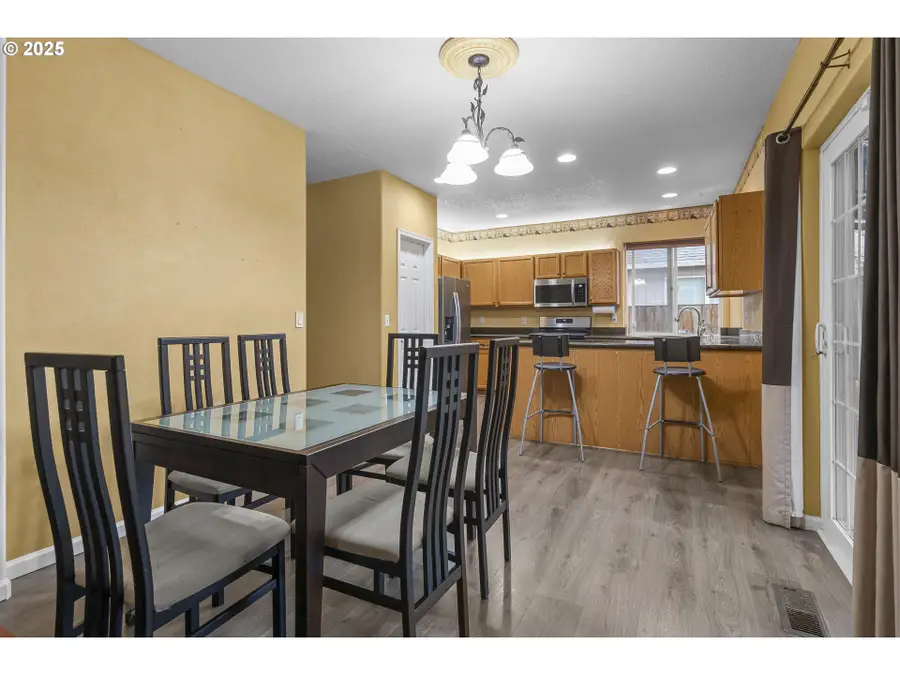 4515 Samantha Ave Ne, Salem, OR 97305 - Image #3