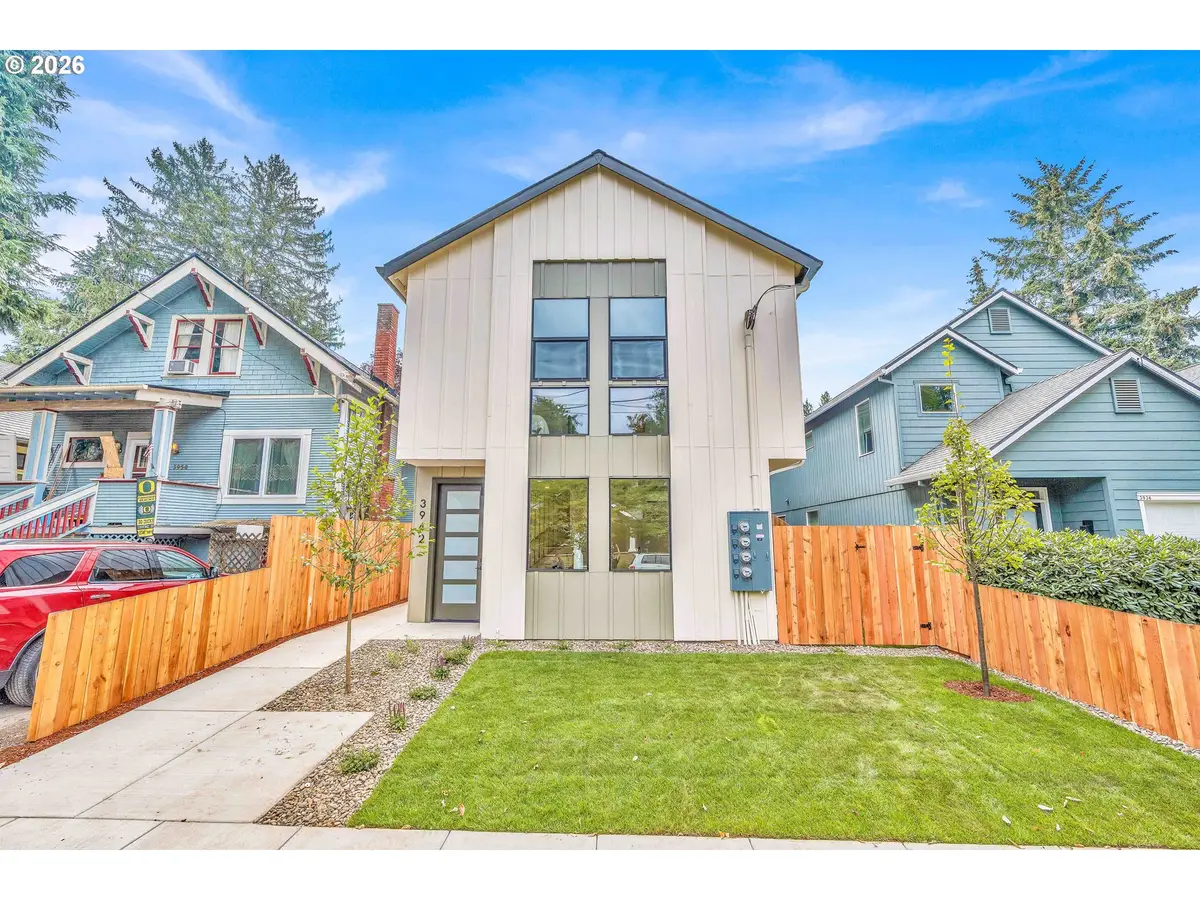 3942 SE Ivon St, Portland, OR 97202 - #1