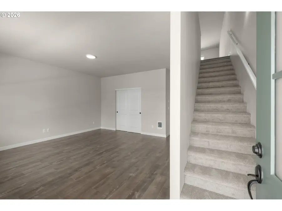 5093 SE Davis Rd, Hillsboro, OR 97123 - #2