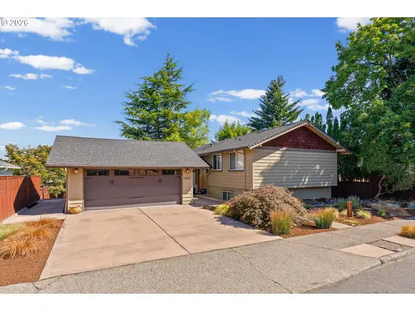 Address Withheld By Seller, Portland, OR 97230
