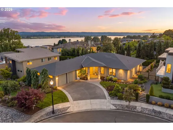 1508 SE Hawks View Ct, Vancouver, WA 98664