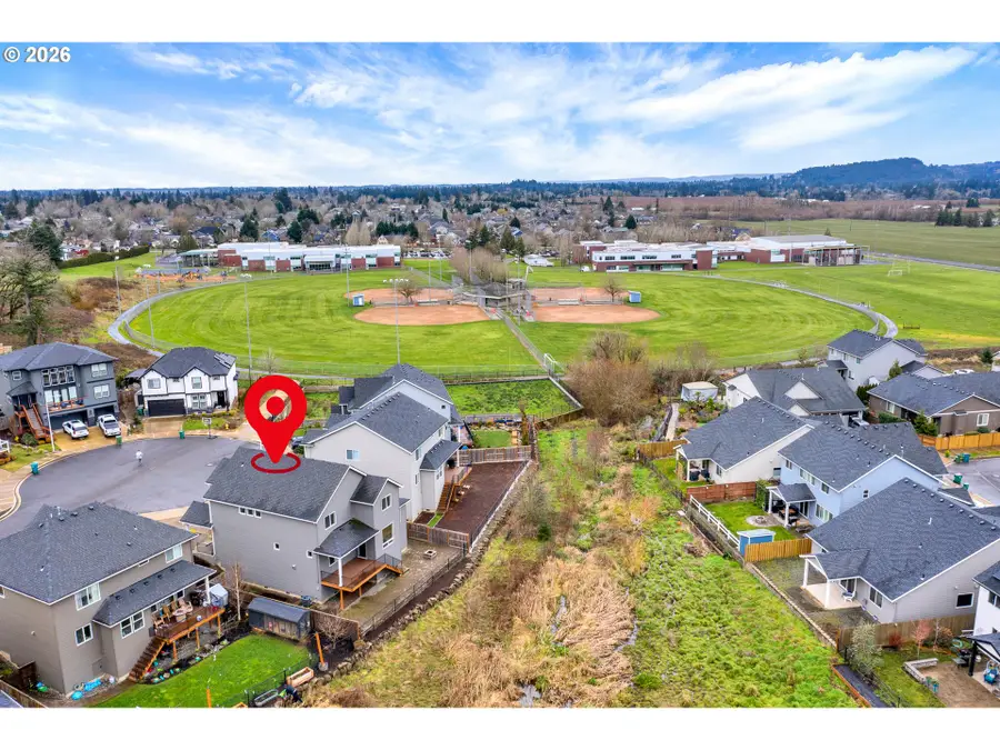 205 W Taylor Ct, Newberg, OR 97132 - #3