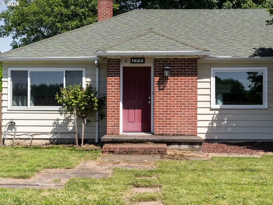 1622 SE Davis St, McMinnville, OR 97128 - #2