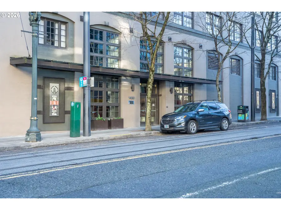 1420 NW Lovejoy St #417, Portland, OR 97209 - Image #3