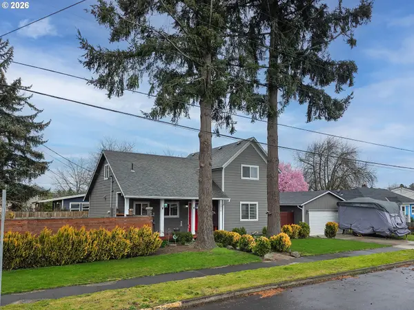 1214 N Clark St, Cornelius, OR 97113