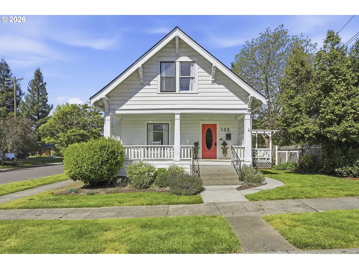 135 SE Evans St, McMinnville, OR 97128 - #1