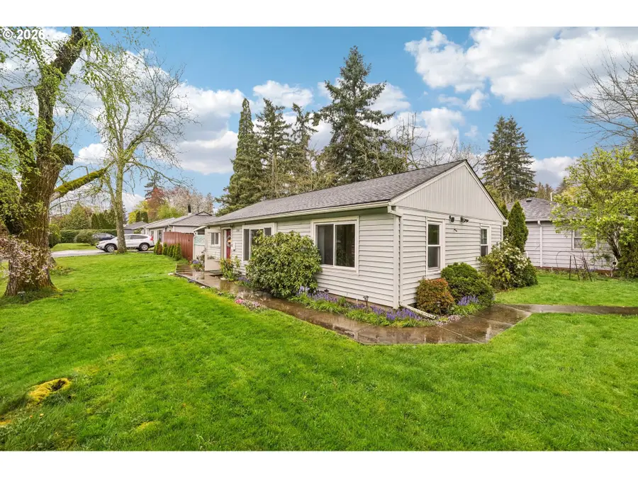12905 SW Walker Rd, Beaverton, OR 97005 - #3