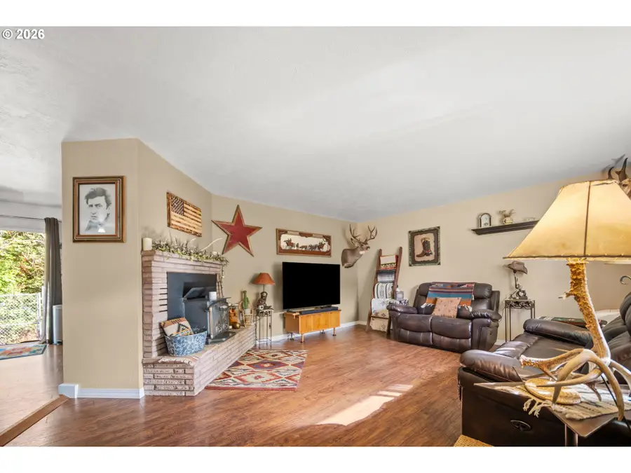 95 Cedar St, La Grande, OR 97850 - #3